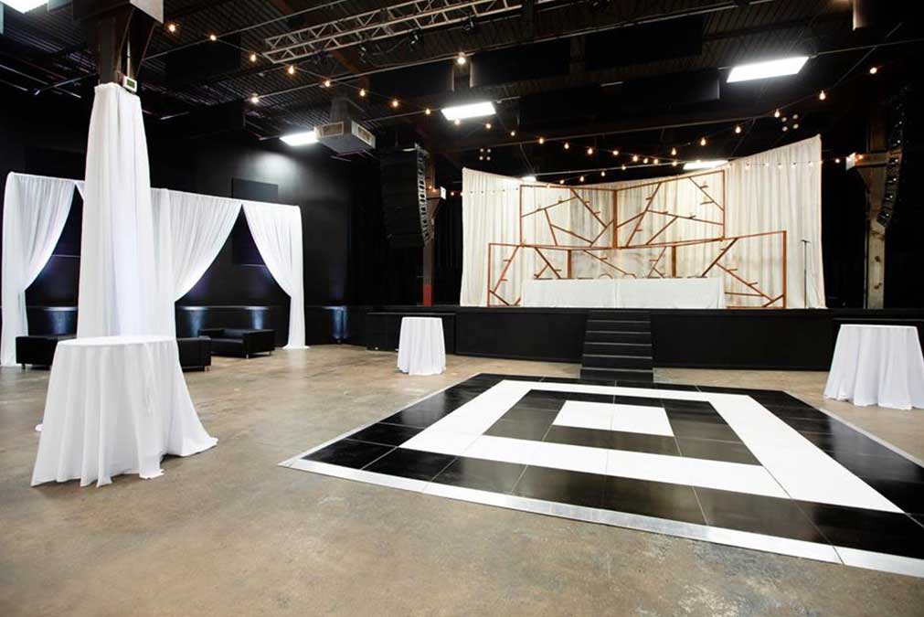 Black and White Concentric Dancefloor